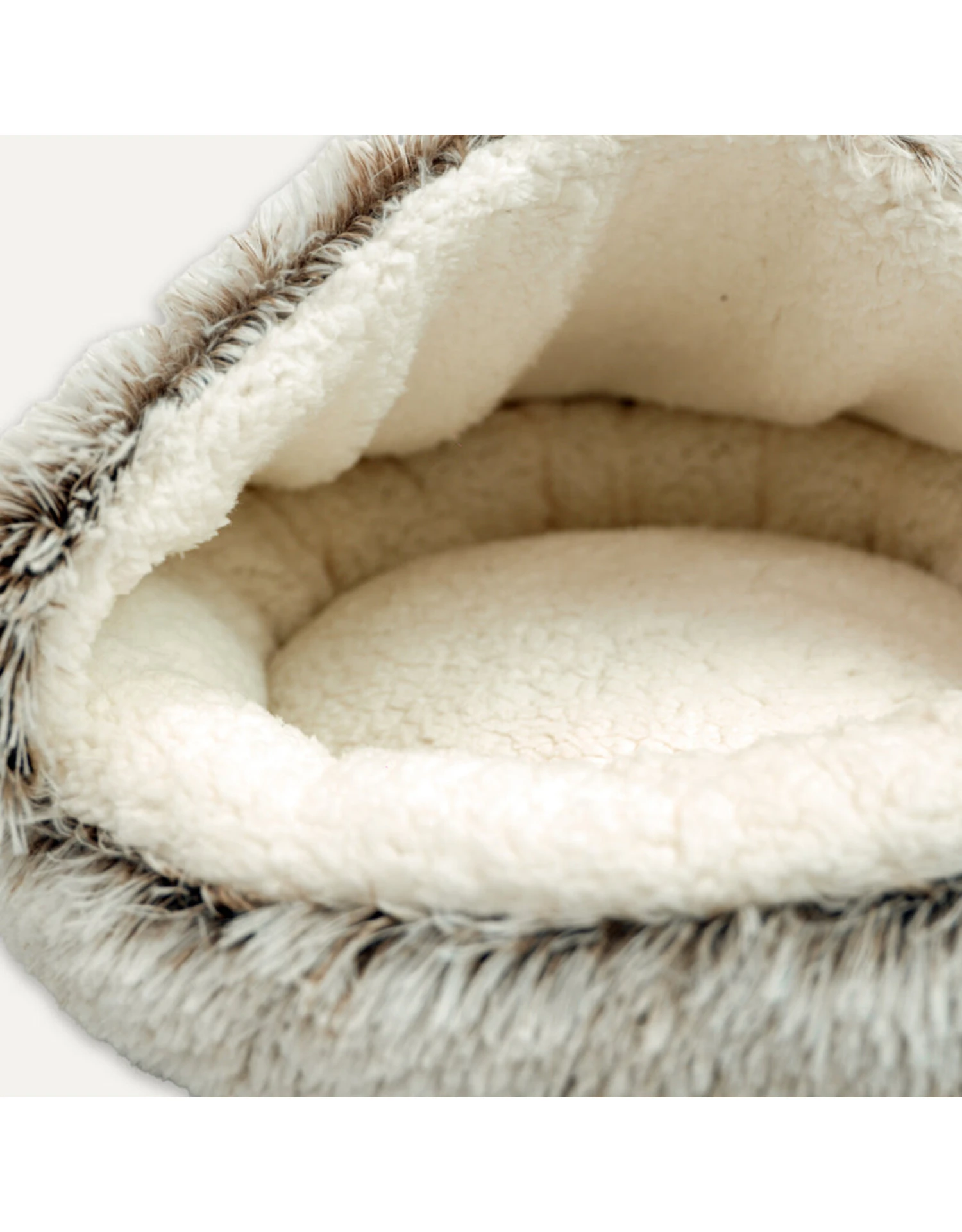 Goo-eez Round Hooded Plush Pet Bed 4 Goo-eez Round Hooded Plush Pet Bed - Image 2